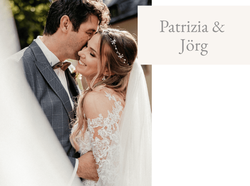 Your Wedding Story ✔️ - „Euer Tag vergeht – Eure Geschichte bleibt.“ "Liebe besteht nicht darin, dass man einander ansieht, sondern dass man gemeinsam in die gleiche Richtung blickt." Antoine de Saint-Exupéry Your Wedding Story Wir sind Your Wedding Story – ein Team aus leidenschaftlichen Fotografinnen, das Hochzeiten mit Herz, Gefühl und einem Auge für das Besondere begleitet. Sabrina, Hannah, - Your Wedding Story -  Dein Hochzeitsfotograf - Dein Fotograf photoart hübner in Deiner Nähe